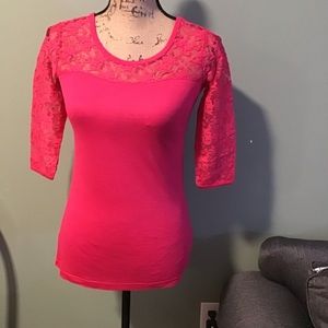 Dressberry 3/4 Sleeved top Laced Sleeves Size S NWOT